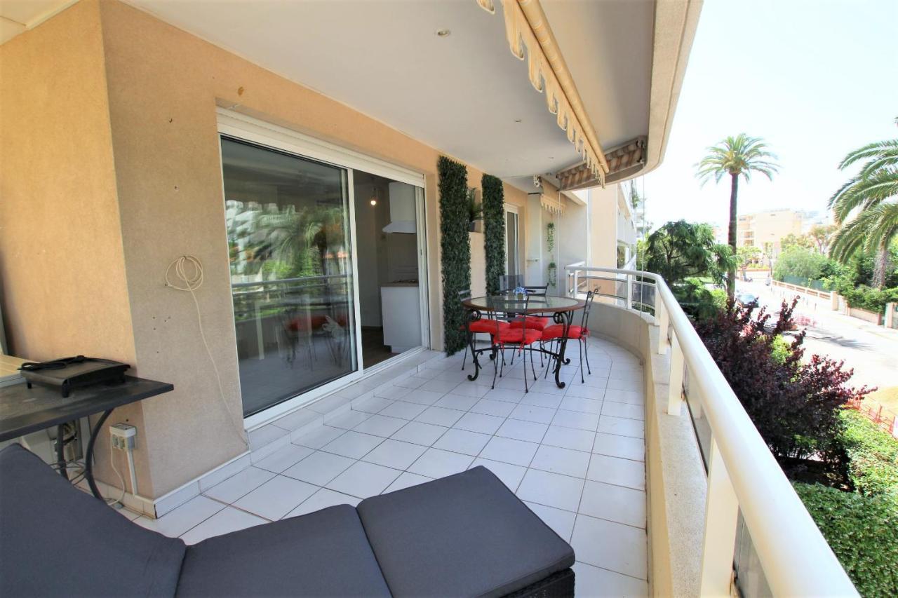 Appartamento Climatisé Bord De Palm Avec Grande Terrasse Cannes